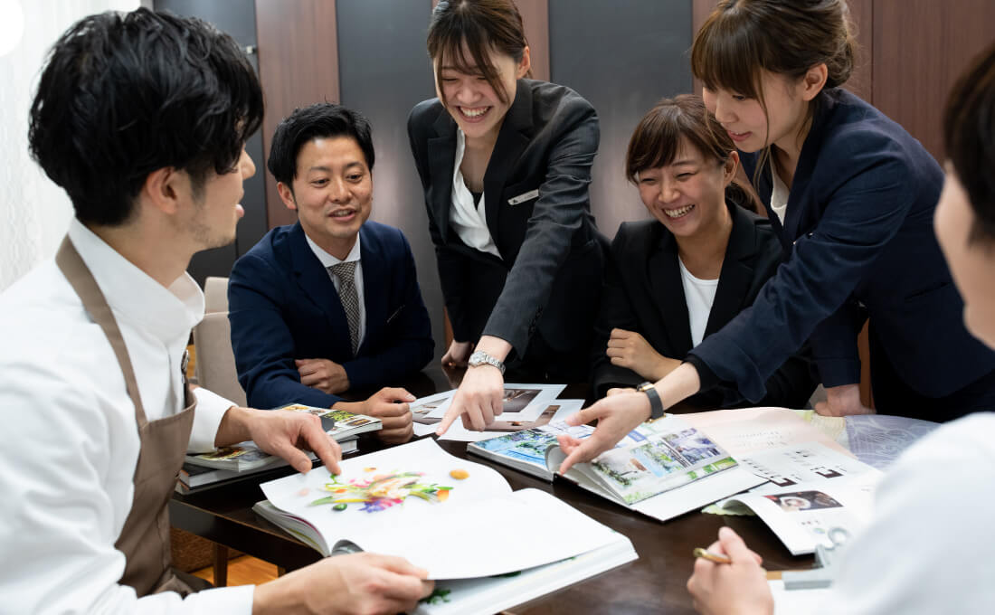 チームで創る結婚式